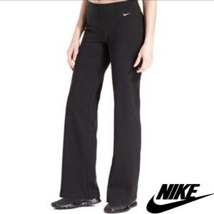 Nike Dri-Fit Low Rise Loose Fit Straight Leg Black Stretch Pants